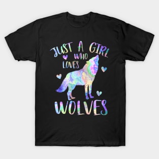 Just a girl who loves wolves T-Shirt